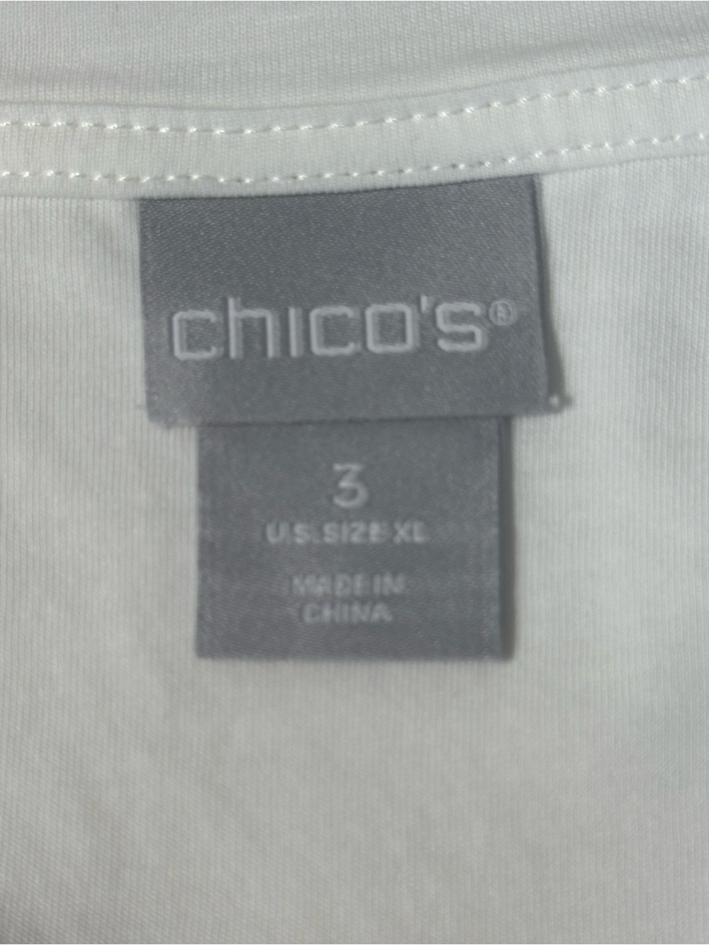 Chico's White Embellished Eyelet Detail Short Sleeve Top Sz 3/XL - Picture 9 of 12